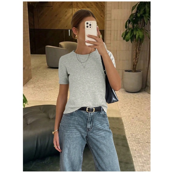 Grey Knit Sweater Top Round Neck Short Sleeve - Picture 4 of 11